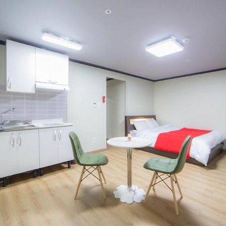 Hotel Castle Suncheon Bagian luar foto